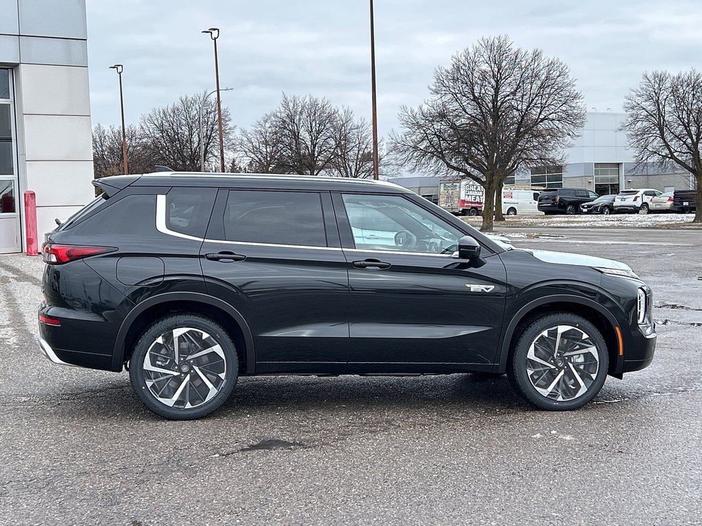 2024  OUTLANDER PHEV GT-P...Free Winter Tires in Whitby, Ontario - 8 - w1024h768px