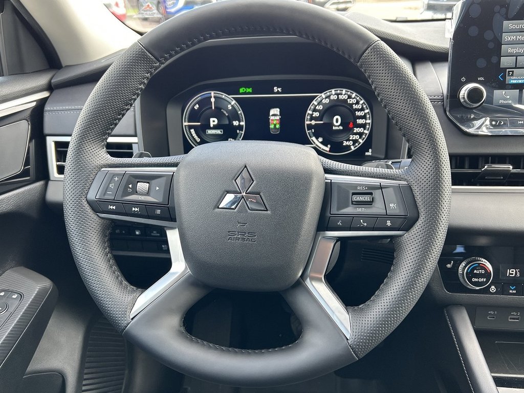 2024  OUTLANDER PHEV LE.. Free Winter Tires in Whitby, Ontario - 17 - w1024h768px