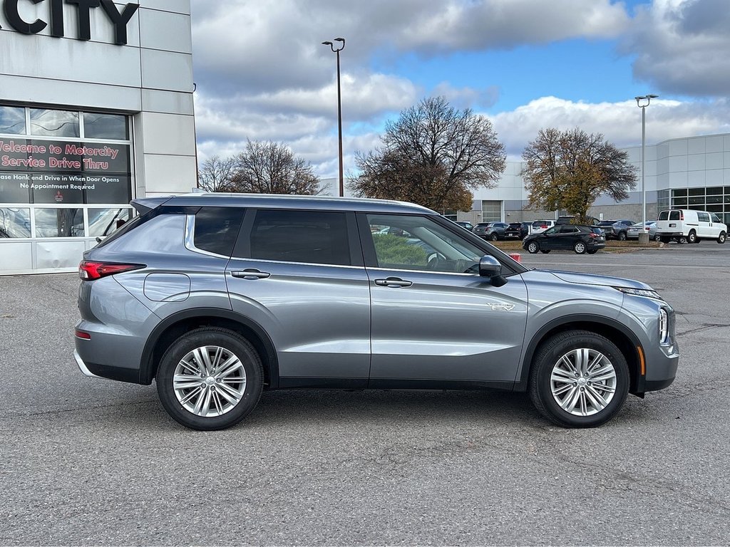 2024  OUTLANDER PHEV LE.. Free Winter Tires in Whitby, Ontario - 10 - w1024h768px