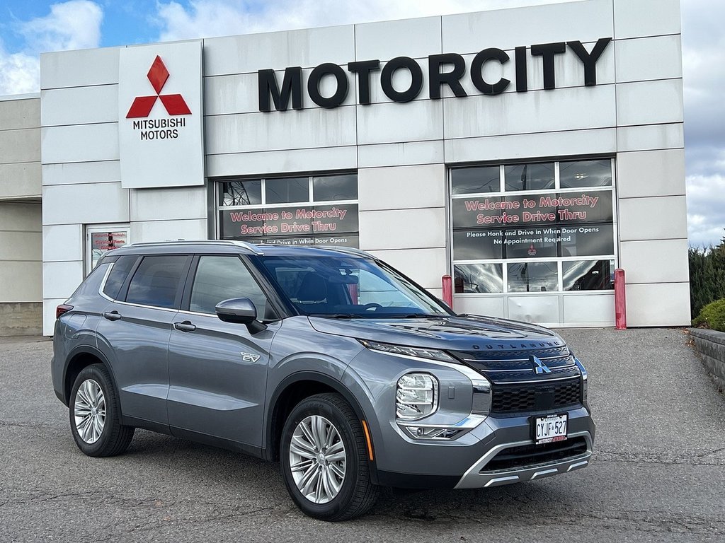 2024  OUTLANDER PHEV LE.. Free Winter Tires in Whitby, Ontario - 11 - w1024h768px