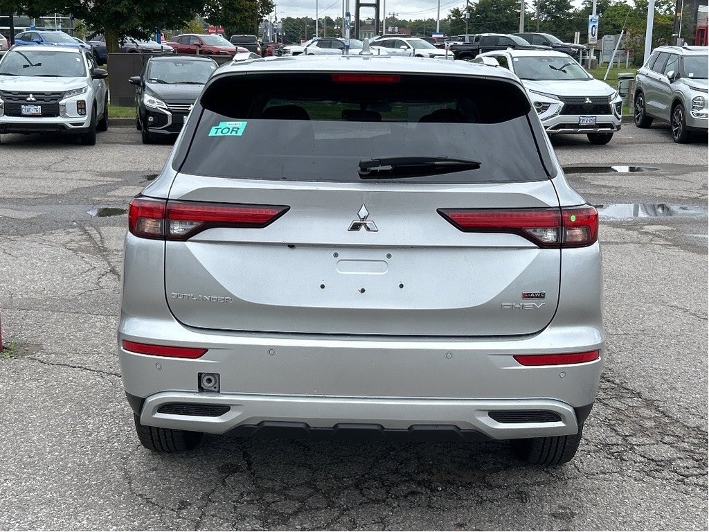 2025  OUTLANDER PHEV LE S-AWC...in stock and ready to go! Call today! in Whitby, Ontario - 6 - w1024h768px