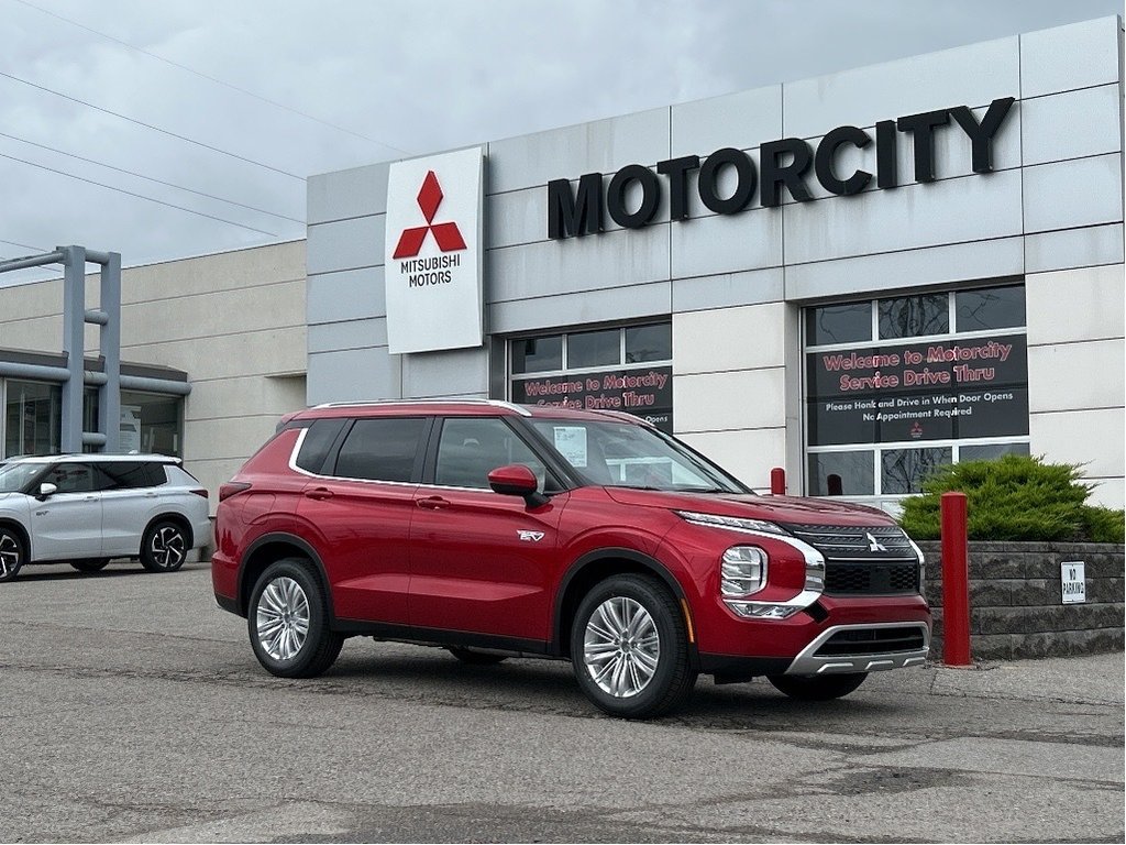 2025  OUTLANDER PHEV SE S-AWC...In stock and ready to go. Buy today! in Whitby, Ontario - 1 - w1024h768px