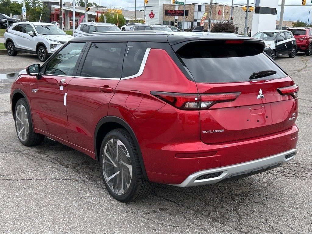 2025  OUTLANDER PHEV GT S-AWC...in stock and ready to go. Buy today! in Whitby, Ontario - 5 - w1024h768px