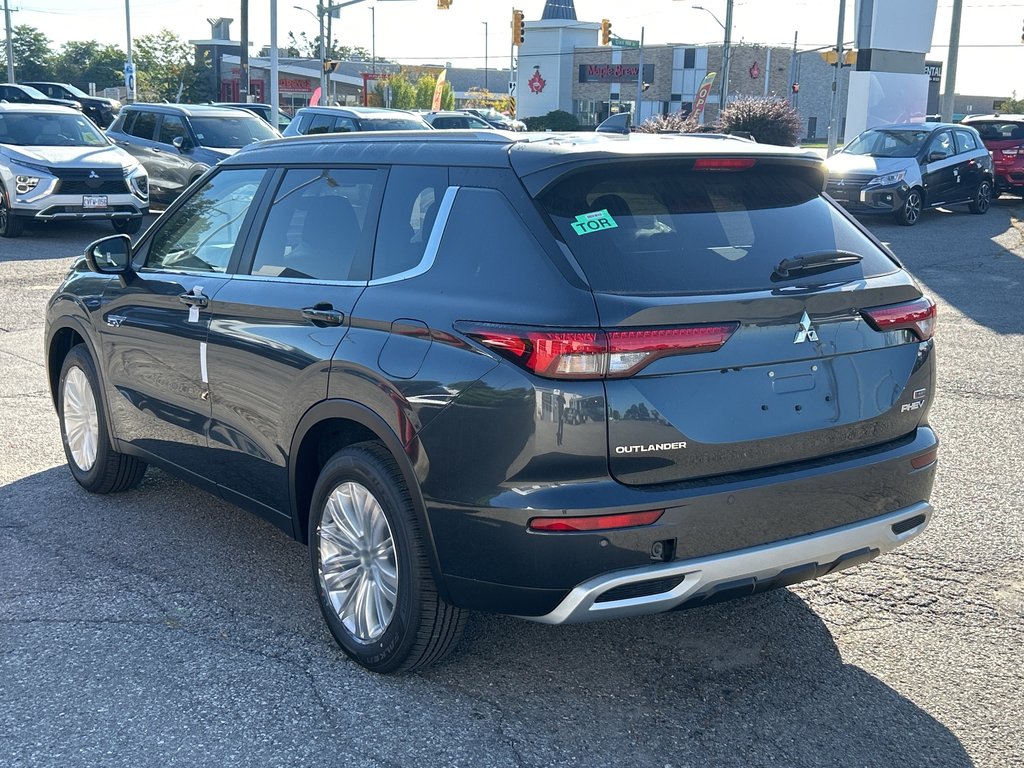 2025  OUTLANDER PHEV SE S-AWC...in stock and ready to go! Call now! in Whitby, Ontario - 5 - w1024h768px