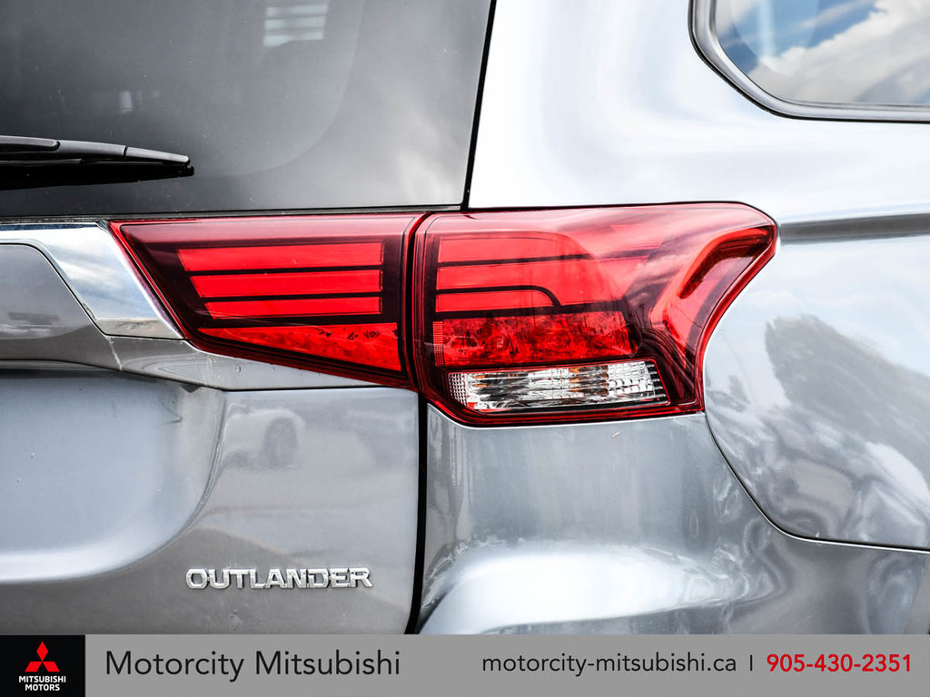 2016  Outlander ES in Whitby, Ontario - 7 - w1024h768px