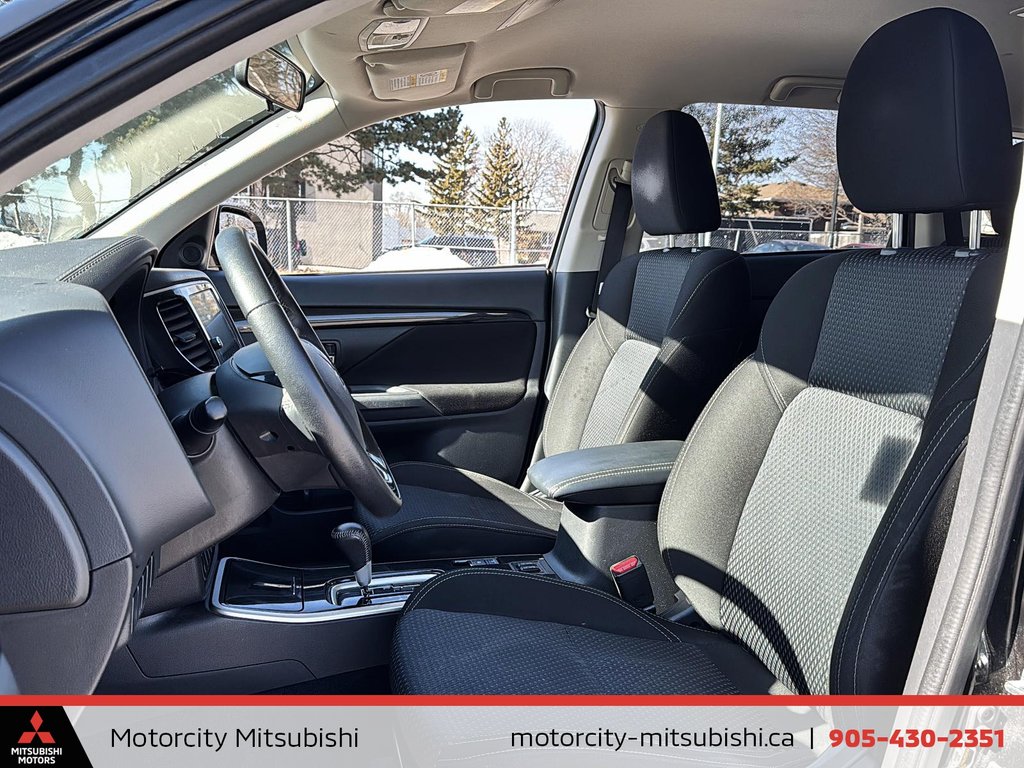 2019  Outlander ES... LUNO Gold in Whitby, Ontario - 8 - w1024h768px