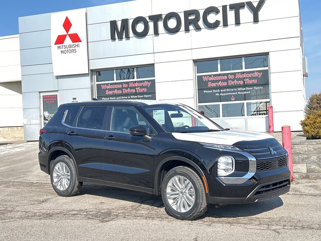 2024  Outlander ES S-AWC...In stock and ready to go. Buy today! in Whitby, Ontario - 9 - w1024h768px