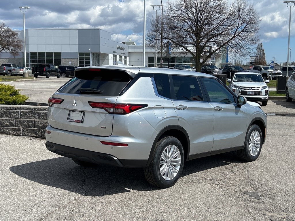 2024  Outlander ES S-AWC...In Stock and Ready to go! Buy Today! in Whitby, Ontario - 7 - w1024h768px
