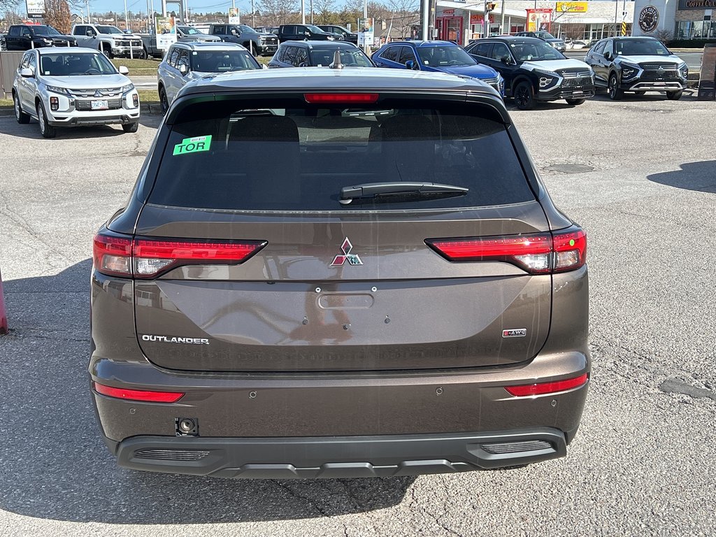 2024  Outlander ES S-AWC...In stock and ready to go. Buy today! in Whitby, Ontario - 6 - w1024h768px