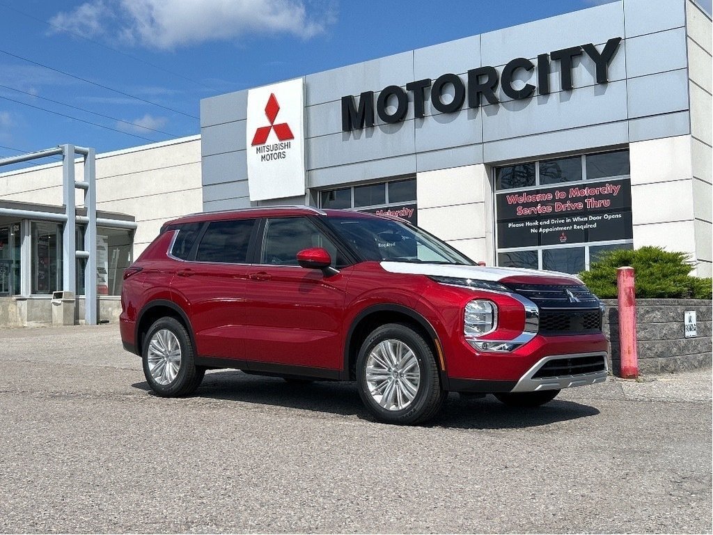 2024  Outlander LE S-AWC...In Stock and Ready to Go! Buy Today! in Whitby, Ontario - 9 - w1024h768px