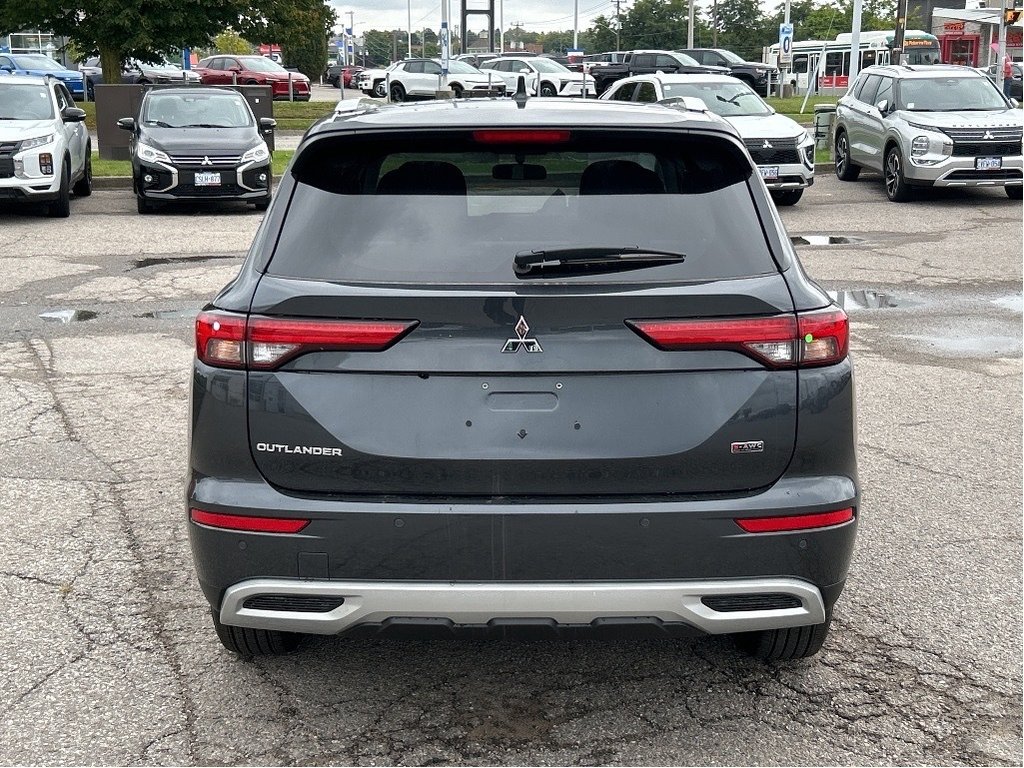 2024  Outlander LE S-AWC...In Stock and Ready to Go! Buy Today! in Whitby, Ontario - 6 - w1024h768px