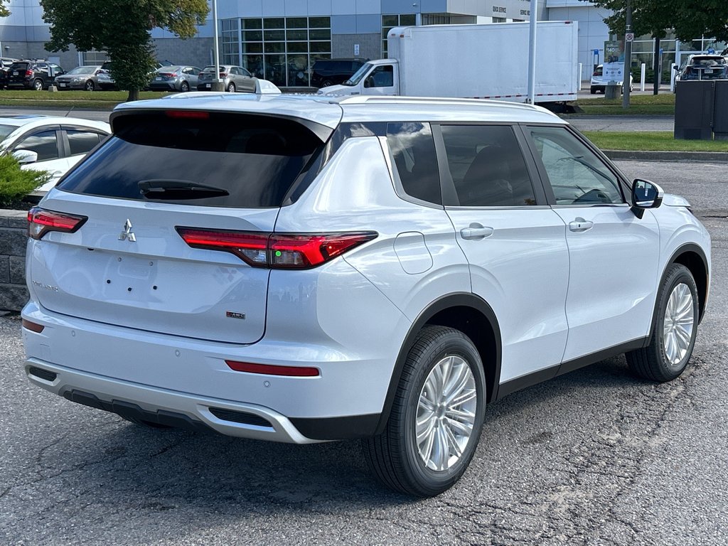 2024  Outlander LE S-AWC...In Stock and Ready to Go! Buy Today! in Whitby, Ontario - 7 - w1024h768px