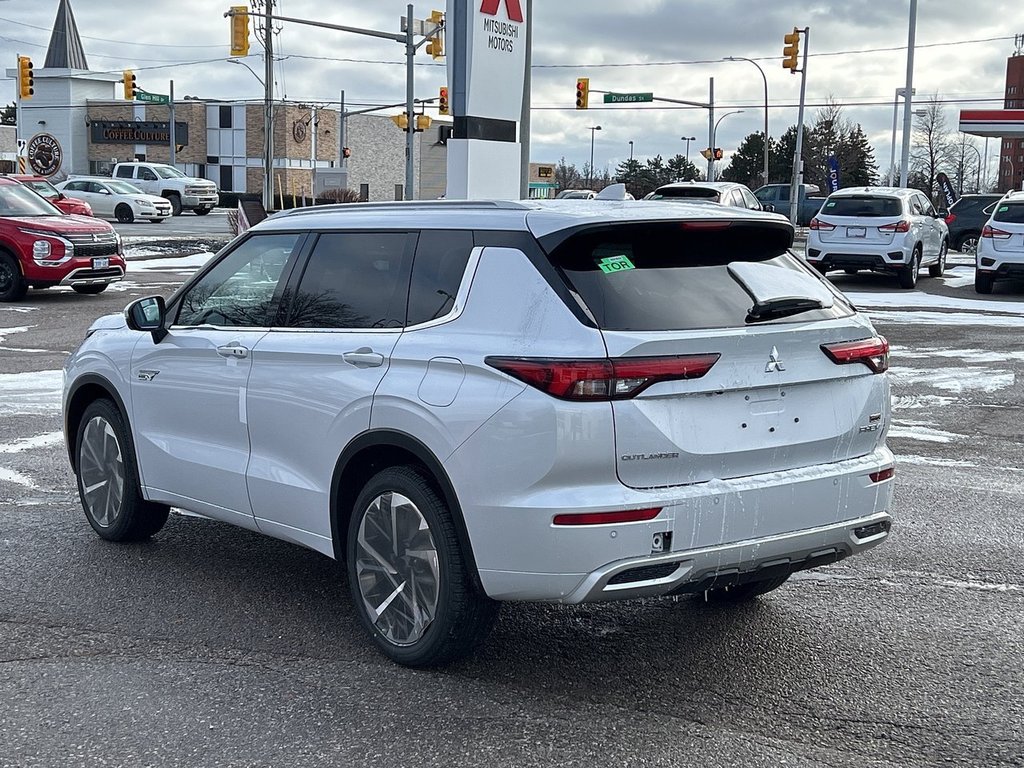 2024  Outlander GT-P.. Free Winter Tires in Whitby, Ontario - 5 - w1024h768px