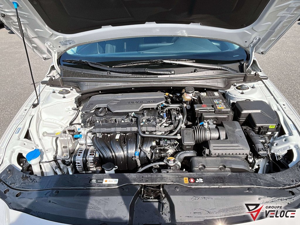 Hyundai ELANTRA Preferred IVT 2026 à Rivière-du-Loup, Québec - 11 - w1024h768px