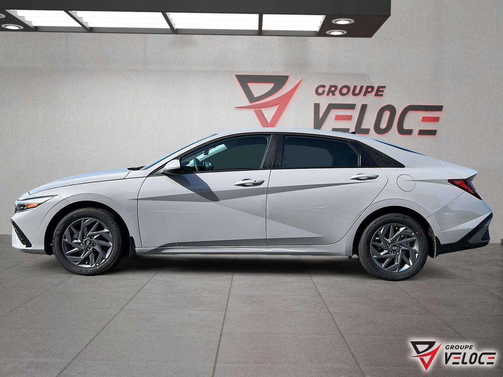 Hyundai ELANTRA Preferred IVT 2026 à Rivière-du-Loup, Québec - 8 - w1024h768px