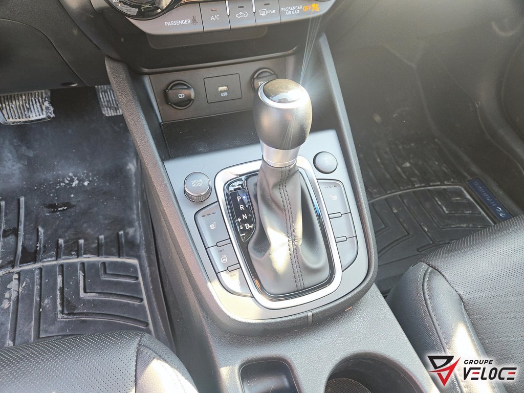 2022 Hyundai Kona 2.0L Preferred AWD w-Sun & Leather Package in Riviere-du-Loup, Quebec - 16 - w1024h768px