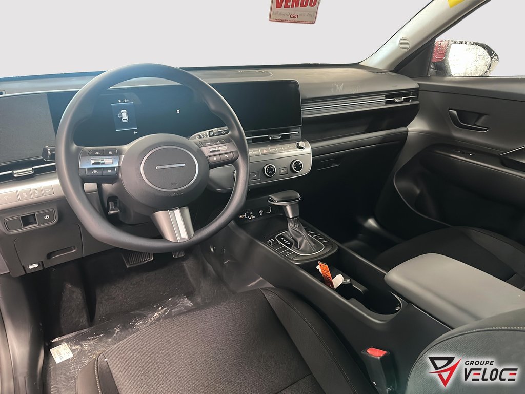 Hyundai Kona 2.0L Essential FWD 2026 à Rivière-du-Loup, Québec - 10 - w1024h768px