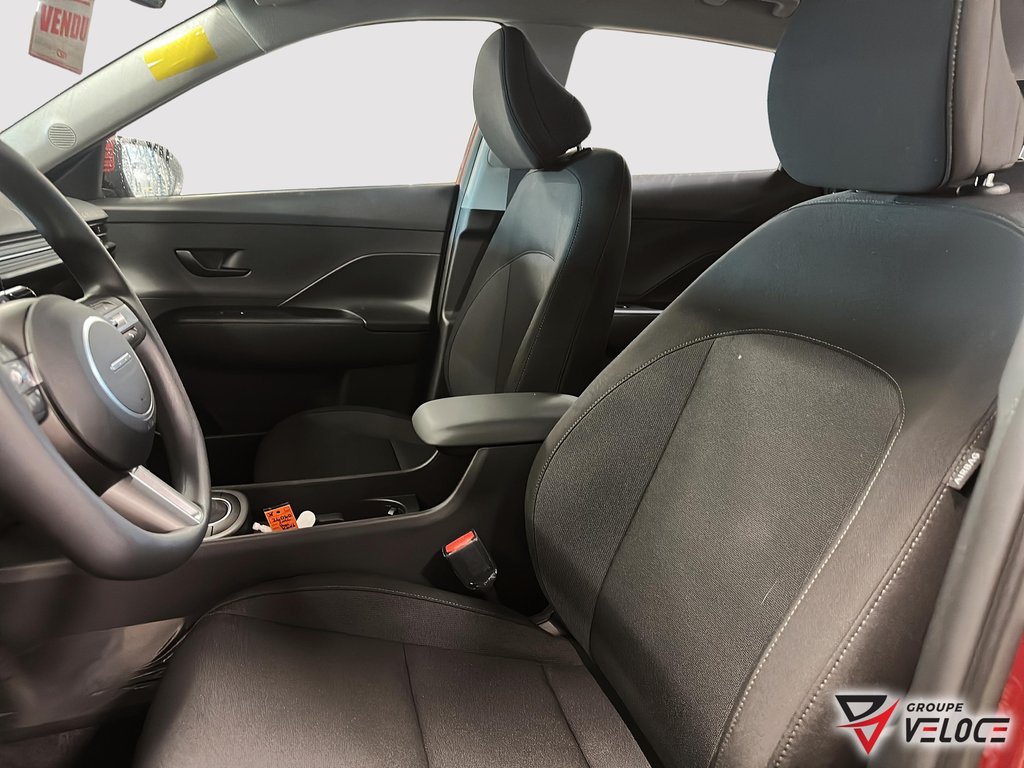 Hyundai Kona 2.0L Essential FWD 2026 à Rivière-du-Loup, Québec - 9 - w1024h768px