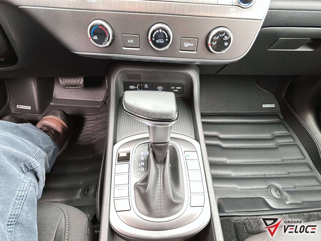 2027 Hyundai KONA 2.0L Essential AWD in Riviere-du-Loup, Quebec - 19 - w1024h768px