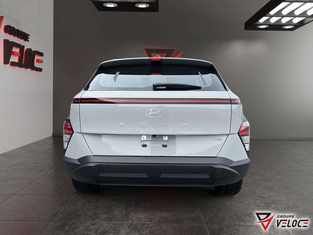 2027 Hyundai KONA 2.0L Essential AWD in Riviere-du-Loup, Quebec - 6 - w1024h768px