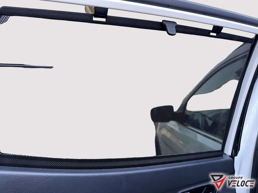 2016 Hyundai SANTA FE SE in Riviere-du-Loup, Quebec - 13 - w1024h768px