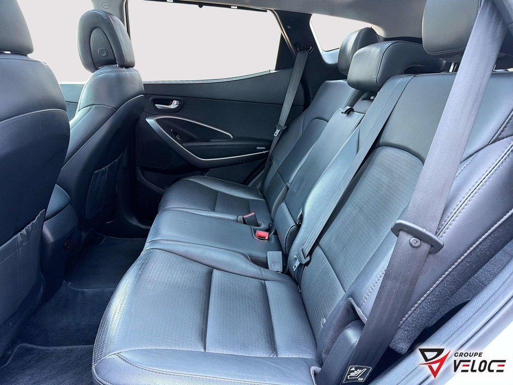 2016 Hyundai SANTA FE SE in Riviere-du-Loup, Quebec - 10 - w1024h768px