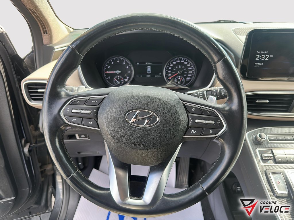 2023 Hyundai Santa Fe Preferred AWD w-Trend Package in Riviere-du-Loup, Quebec - 10 - w1024h768px
