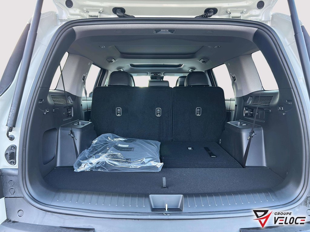 Hyundai SANTA FE Preferred AWD w-Trend Pkg 2026 à Rivière-du-Loup, Québec - 10 - w1024h768px
