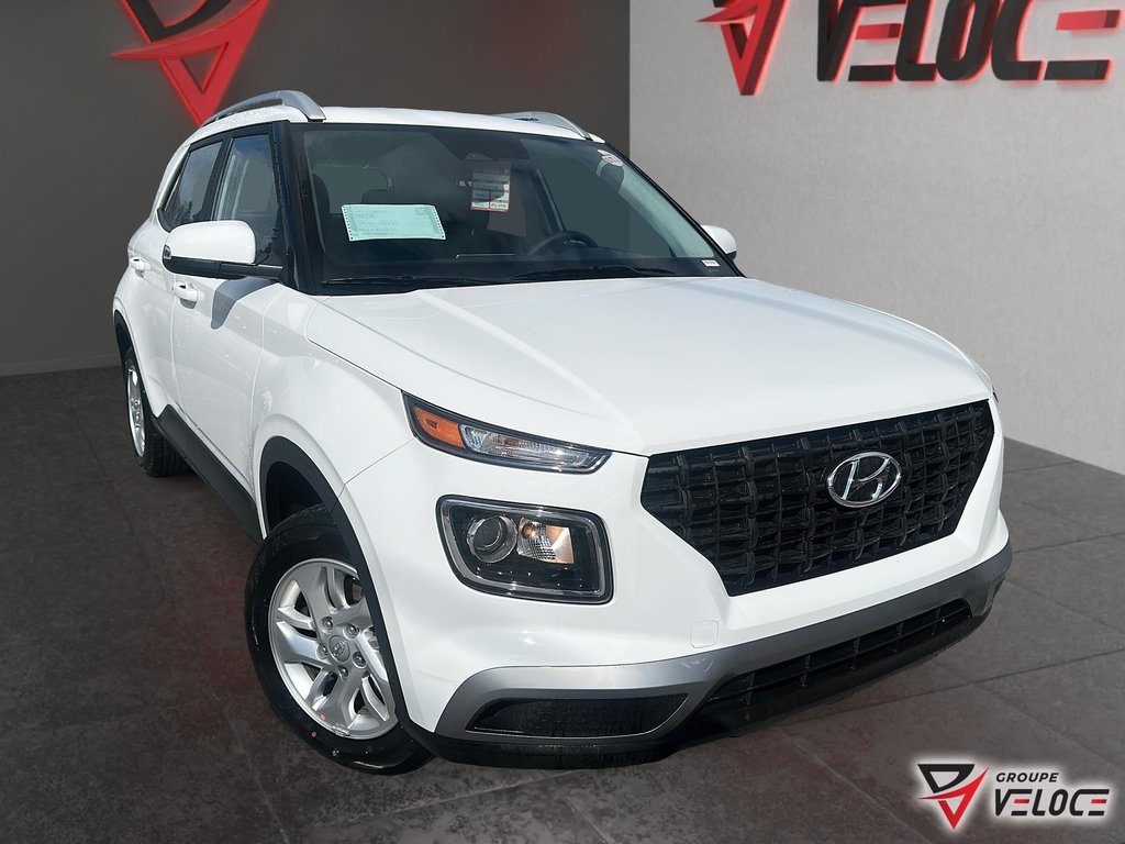 Hyundai Venue Preferred IVT 2026 à Rivière-du-Loup, Québec - 3 - w1024h768px