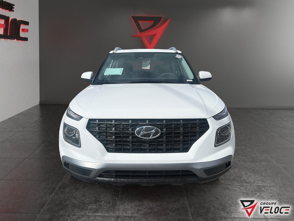 Hyundai Venue Preferred IVT 2026 à Rivière-du-Loup, Québec - 2 - w1024h768px