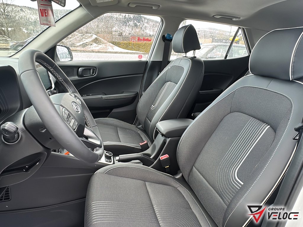2026 Hyundai Venue Ultimate IVT w-Black Interior in Riviere-du-Loup, Quebec - 11 - w1024h768px