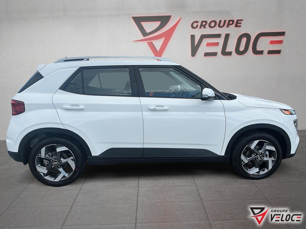 2026 Hyundai Venue Ultimate IVT w-Black Interior in Riviere-du-Loup, Quebec - 4 - w1024h768px