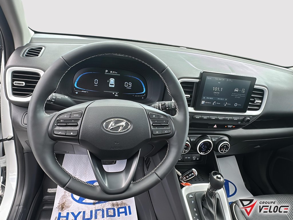 2026 Hyundai Venue Ultimate IVT w-Black Interior in Riviere-du-Loup, Quebec - 12 - w1024h768px