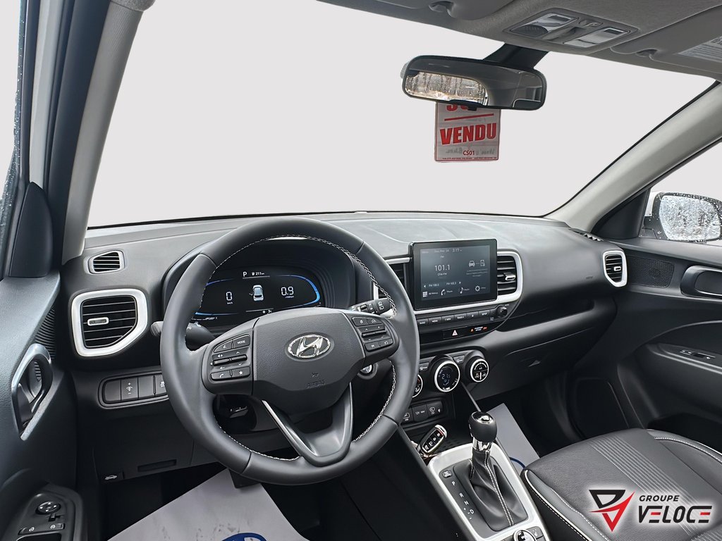 2026 Hyundai Venue Ultimate IVT w-Black Interior in Riviere-du-Loup, Quebec - 10 - w1024h768px