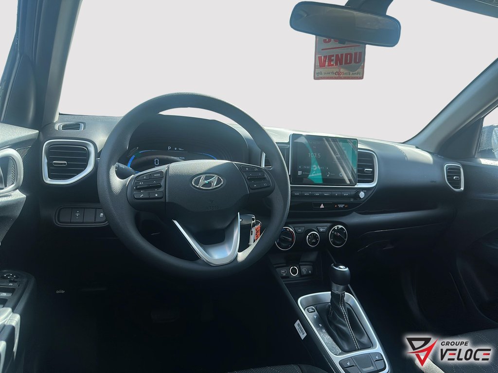 2026 Hyundai Venue Essential IVT in Riviere-du-Loup, Quebec - 9 - w1024h768px