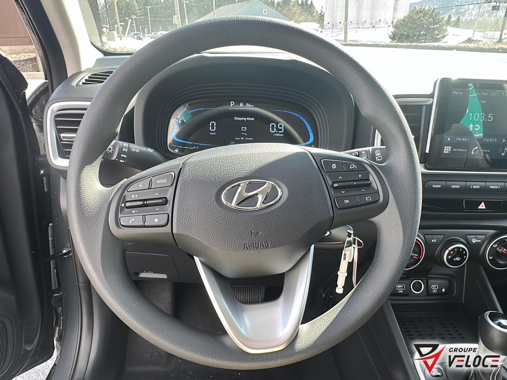 2026 Hyundai Venue Essential IVT in Riviere-du-Loup, Quebec - 11 - w1024h768px
