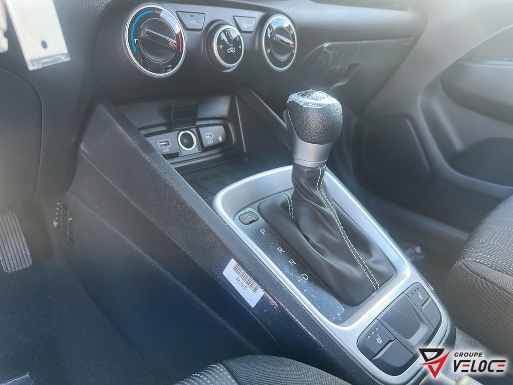 2026 Hyundai Venue Essential IVT in Riviere-du-Loup, Quebec - 13 - w1024h768px
