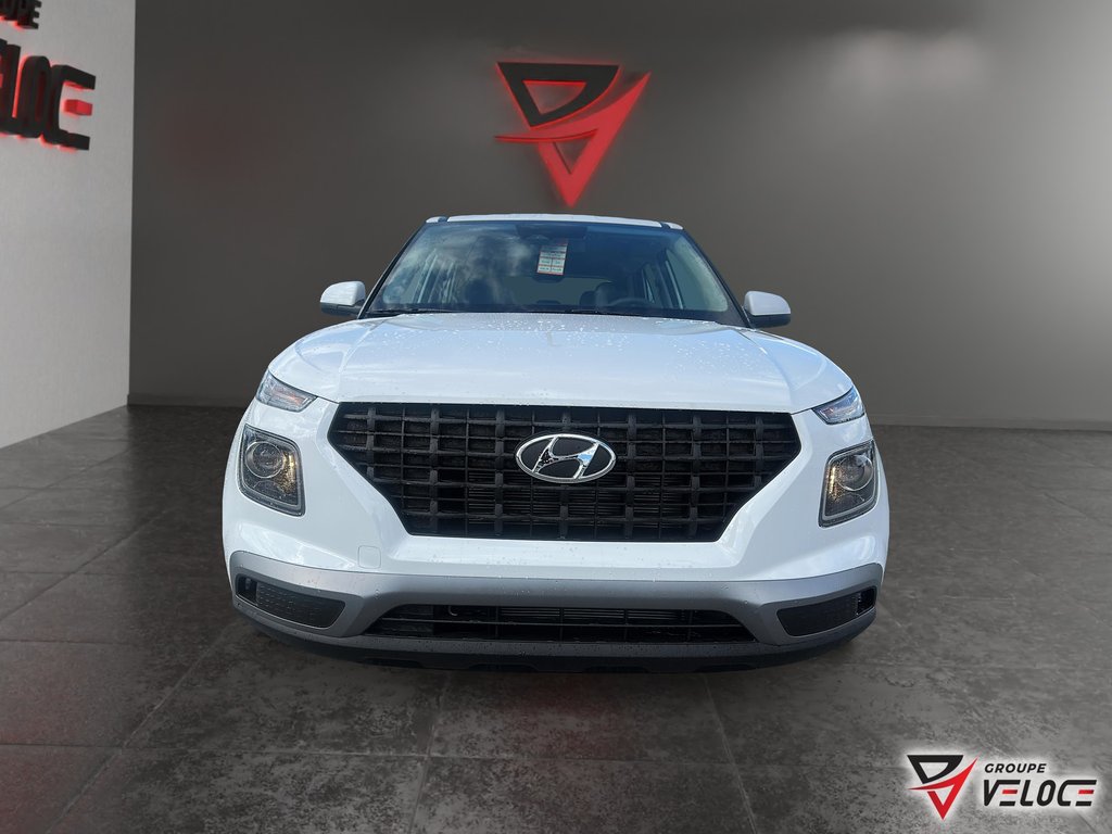 2026 Hyundai Venue Essential IVT in Riviere-du-Loup, Quebec - 2 - w1024h768px