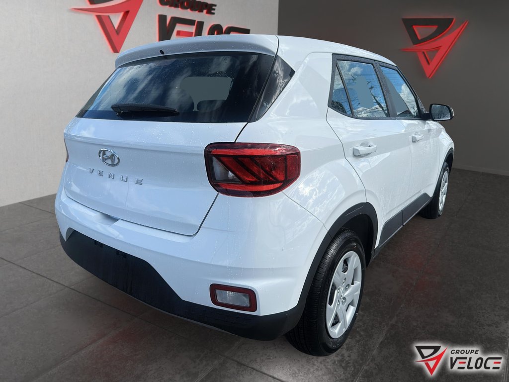 2026 Hyundai Venue Essential IVT in Riviere-du-Loup, Quebec - 5 - w1024h768px