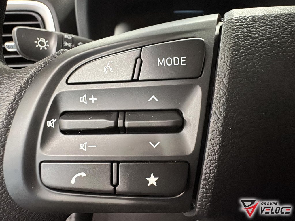 2026 Hyundai Venue Essential IVT in Riviere-du-Loup, Quebec - 16 - w1024h768px