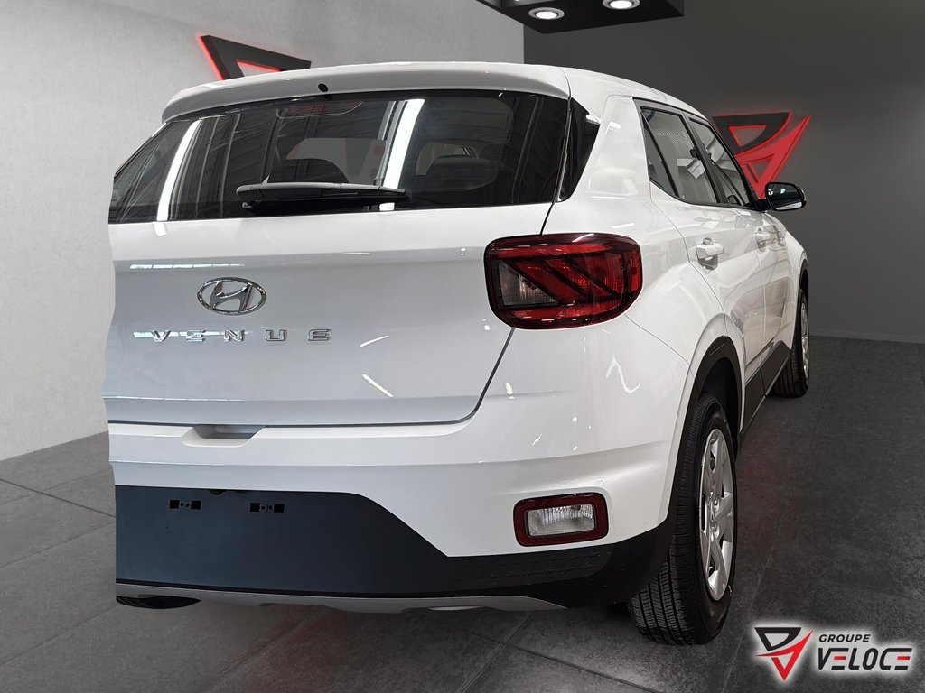 2026 Hyundai Venue Essential IVT in Riviere-du-Loup, Quebec - 5 - w1024h768px