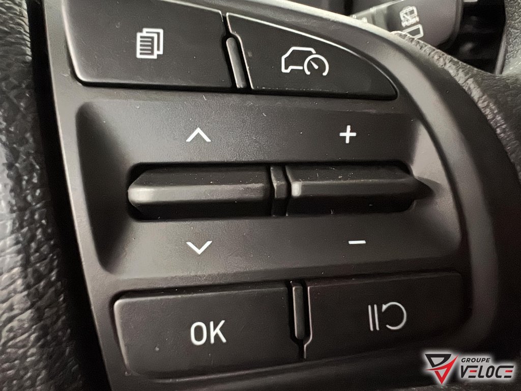 2026 Hyundai Venue Essential IVT in Riviere-du-Loup, Quebec - 17 - w1024h768px