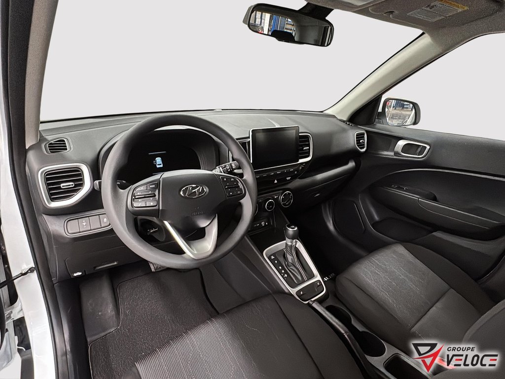 2026 Hyundai Venue Essential IVT in Riviere-du-Loup, Quebec - 11 - w1024h768px