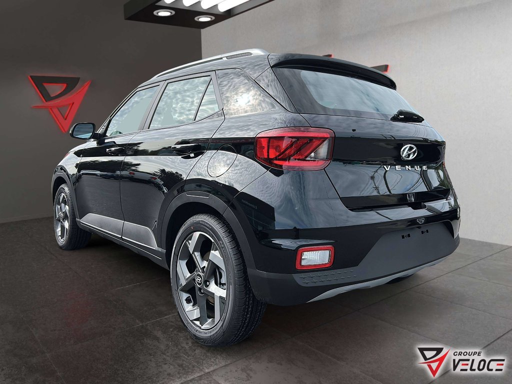 Hyundai Venue Ultimate IVT w-Black Interior 2026 à Rivière-du-Loup, Québec - 7 - w1024h768px
