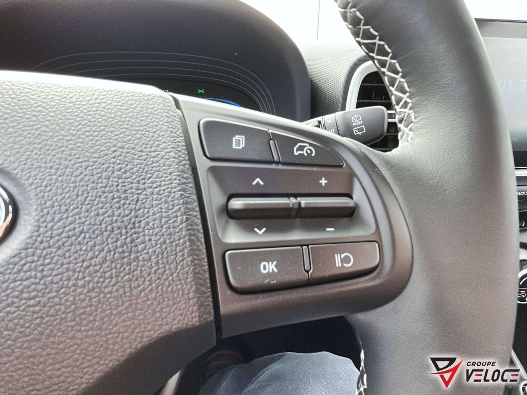 Hyundai Venue Ultimate IVT w-Black Interior 2026 à Rivière-du-Loup, Québec - 17 - w1024h768px