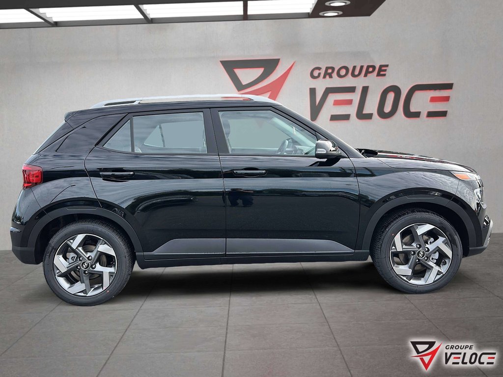 Hyundai Venue Ultimate IVT w-Black Interior 2026 à Rivière-du-Loup, Québec - 4 - w1024h768px