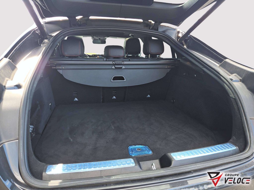 Mercedes-Benz GLC 300 2023 à Rivière-du-Loup, Québec - 6 - w1024h768px