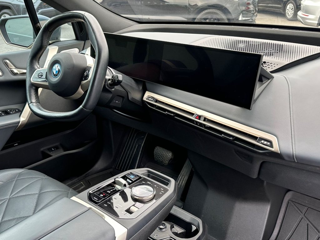 2023 BMW IX M60 PREMIUM AWD SIEGES MASSANTS CRUISE ADAPT in St-Jean-Sur-Richelieu, Quebec - 13 - w1024h768px