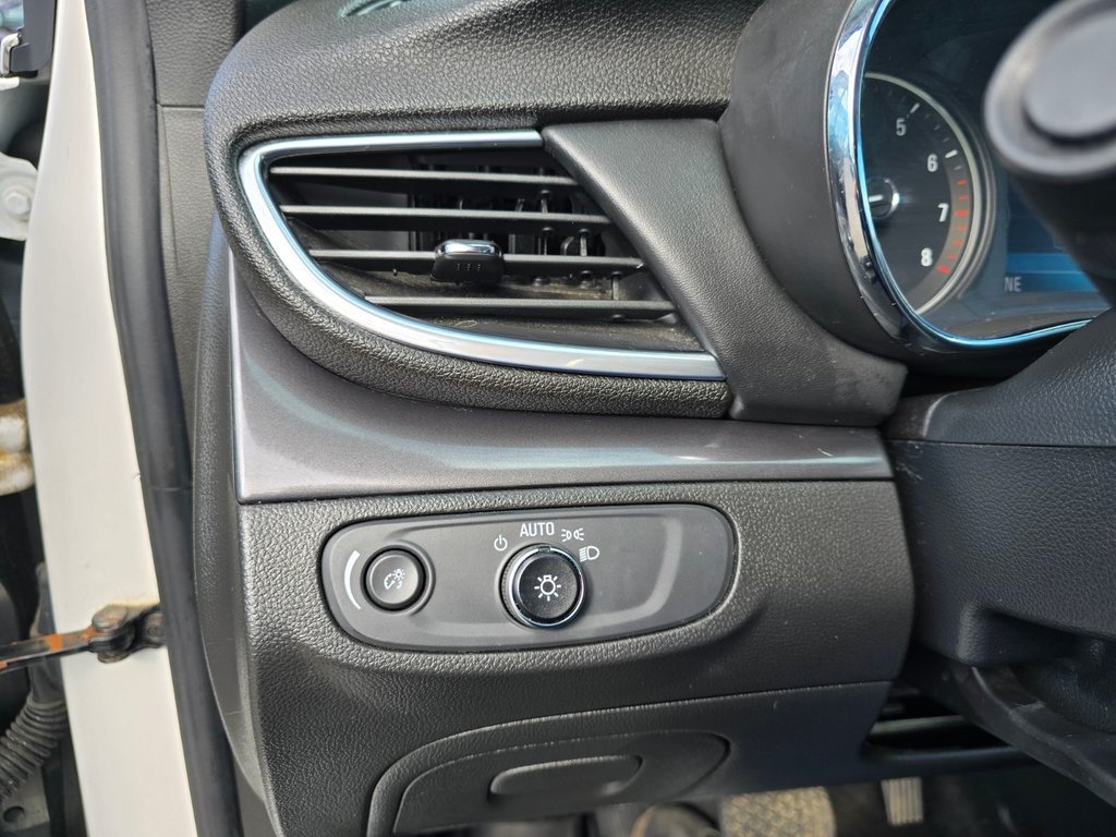 2021 Buick Encore Preferred CUIR SEULEMENT 067689 KM in St-Jean-Sur-Richelieu, Quebec - 17 - w1024h768px