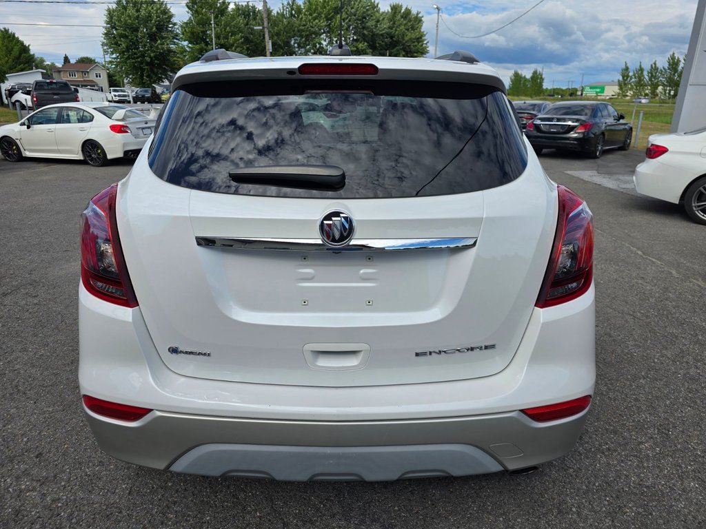 2021 Buick Encore Preferred CUIR SEULEMENT 067689 KM in St-Jean-Sur-Richelieu, Quebec - 6 - w1024h768px